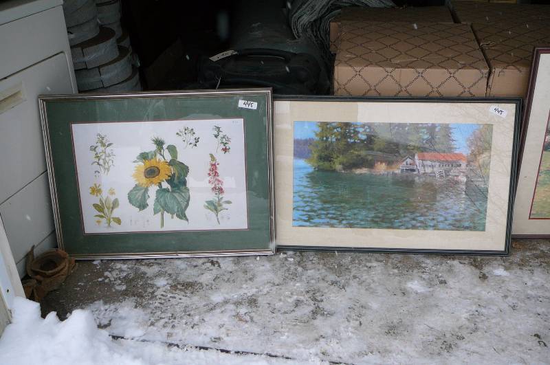 Lot of 3 Pictures