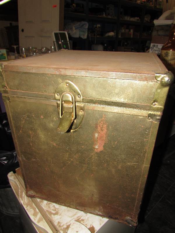 Storage box