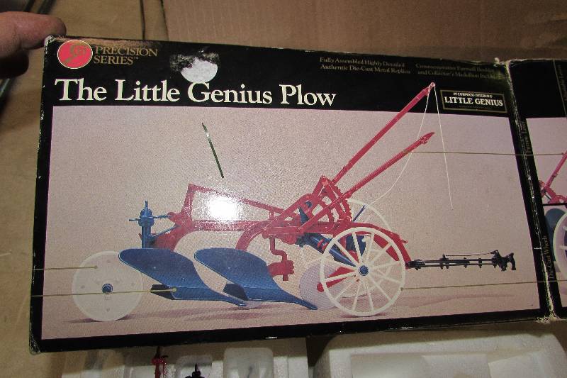 ERTL The Little Genius Plow