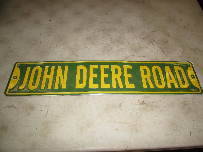 John Deere Road metal sign