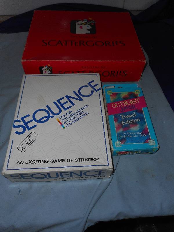 lot 33 image: 3 GAMES