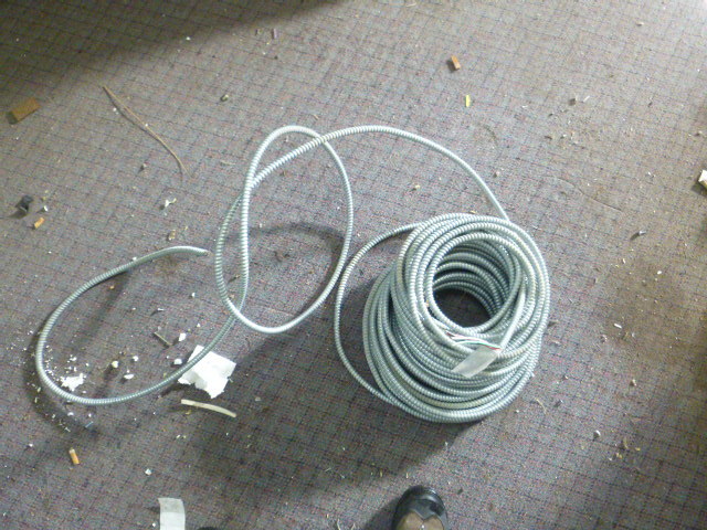 lot 27 image: 12 Flex Conduit
