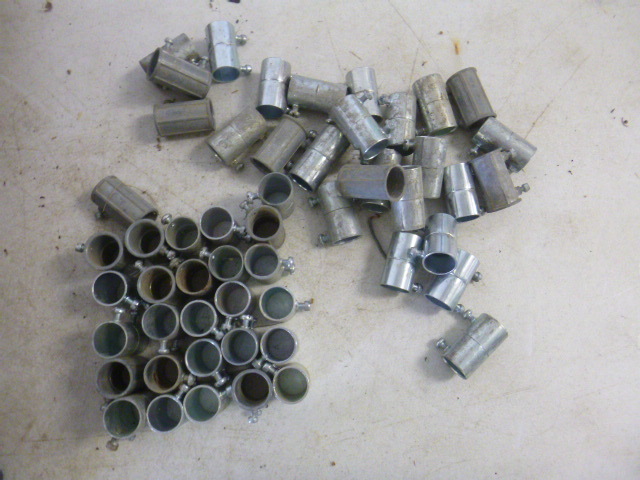 lot 45 image: 53 EMT Connectors
