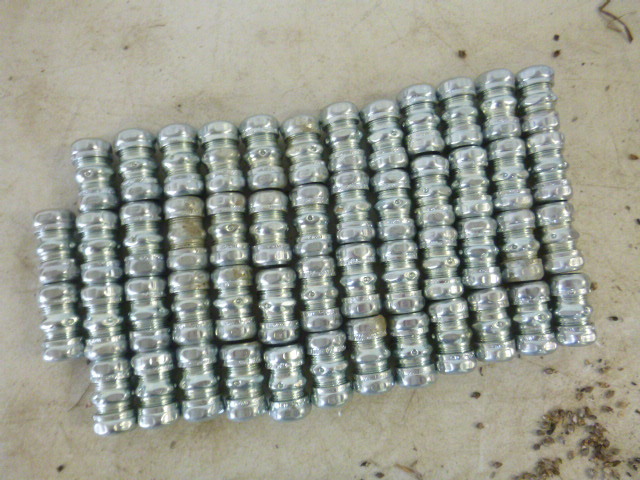 lot 51 image: 50 Comp Couplers