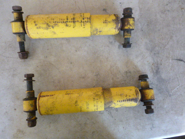 lot 119 image: 2 Monroe Shocks