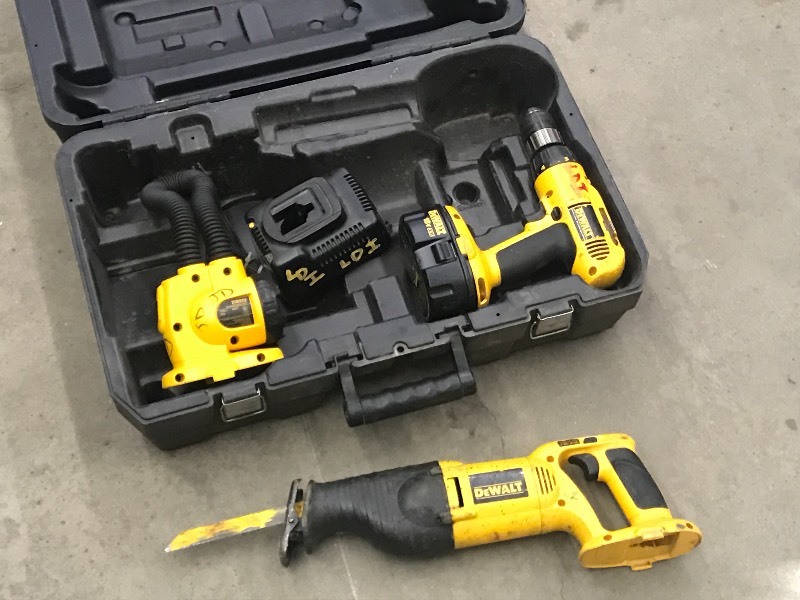 lot 33 image: DeWalt 18Volt Cordless Tool Set Wit...