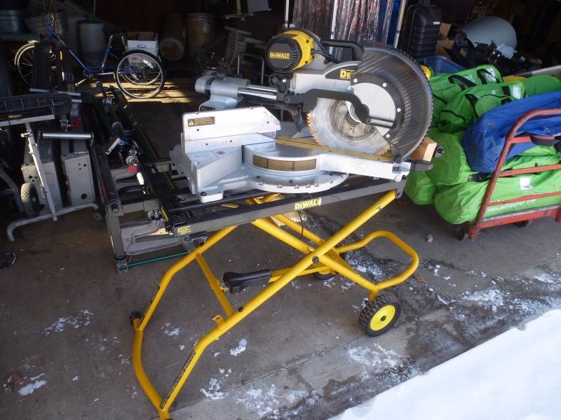 Dewalt Compound Miter Saw