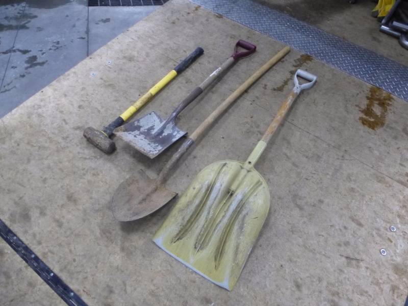 Assorted Shovels