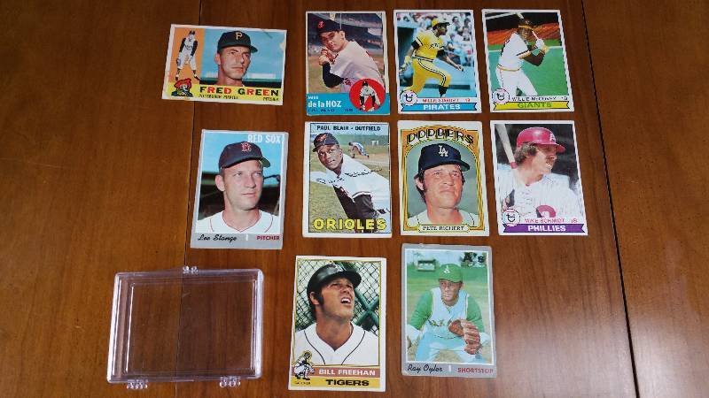 Group of 10 Vintage Baseball Cards