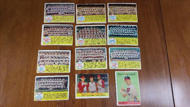 1958 Topps Team Cards  Frank Robinson