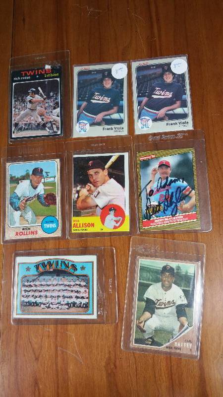 8 Minnesota Twins Cards Viola Rookie, Blyleven Autograph, Etc.