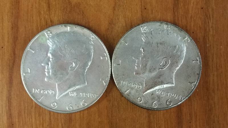 (2) Silver Kennedy Half Dollars