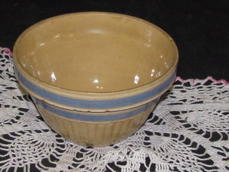 lot 34 image: Blue Band Yellowware Crock Bowl