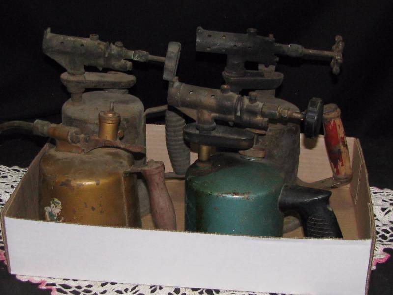 lot 64 image: Gas torches