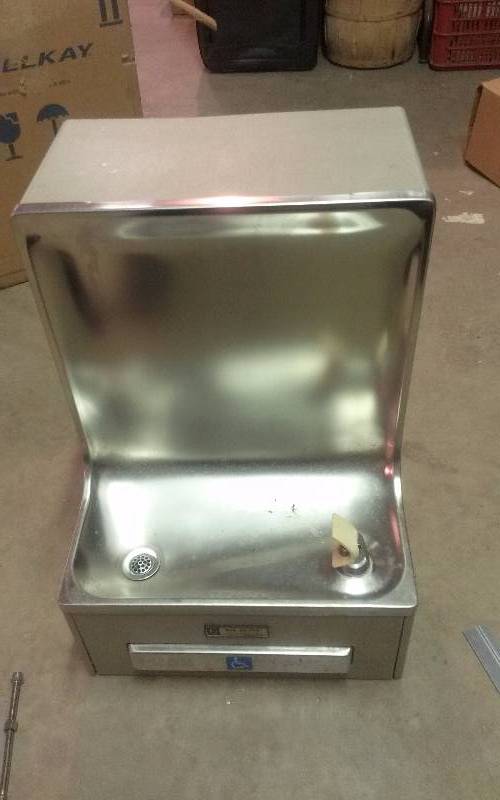 Elkay No Lead Water CoolerFountain