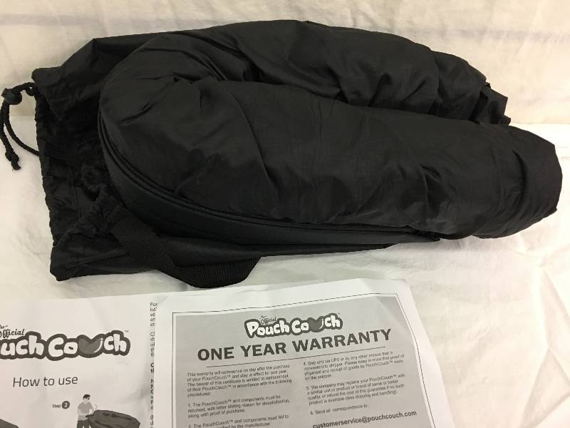 lot 8 image: Pouchcouch Lightweight Carrying PouchInflatable Couch