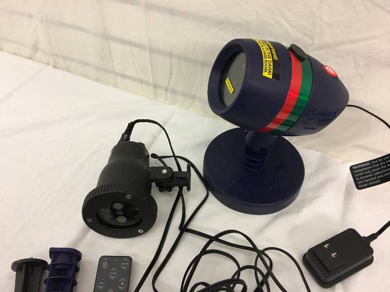 lot 33 image: star showers light show and  metal light show display