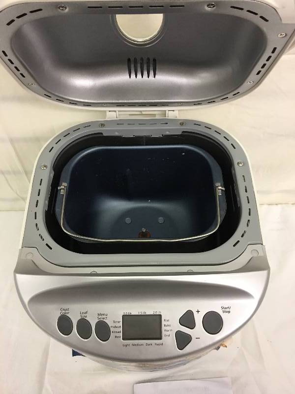 lot 37 image: Oster  Bread Maker