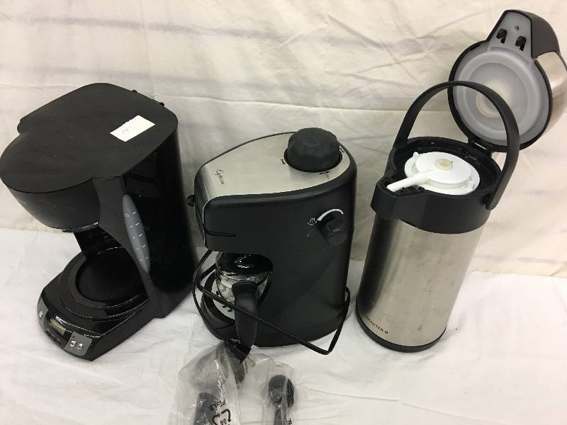 lot 145 image: capresso coffee maker and a pumpmaster 2 thermos retail $39