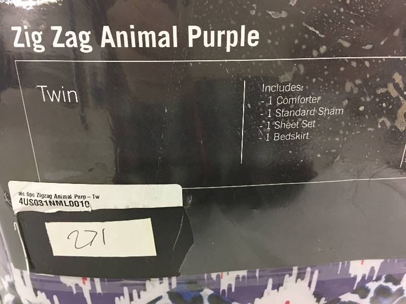 lot 271 image: 6pc zigzag animal purple bedset size twin