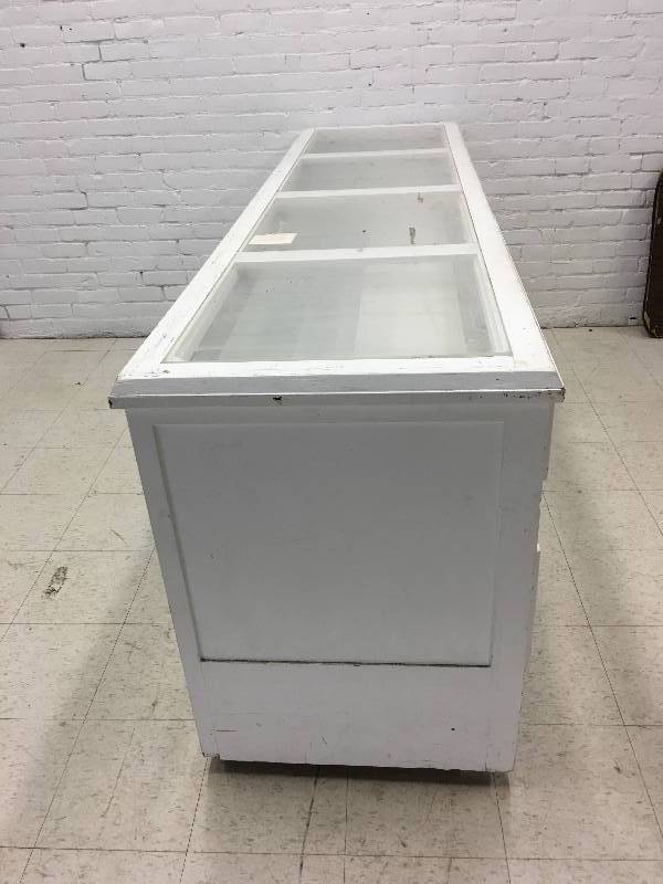 lot 300 image: Large white rolling display cabinet