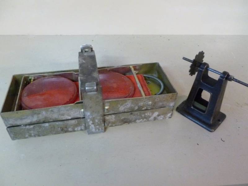 Vintage Reflector Set
