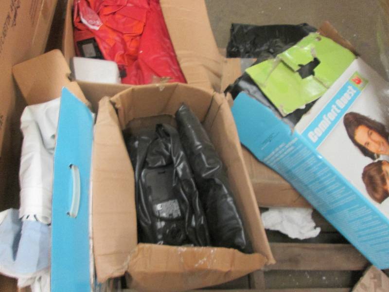 lot 257 image: Lot of 5 Assorted Airbeds(untested)...