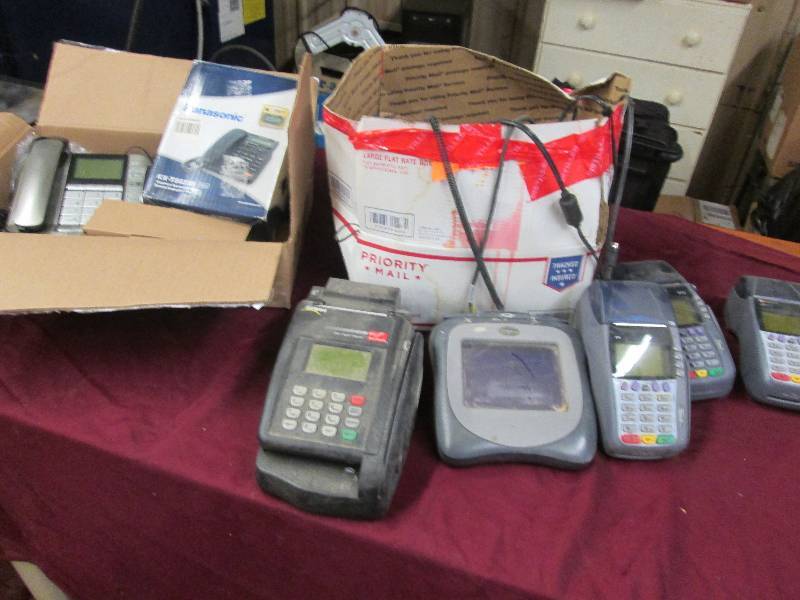 lot 260 image: Assorted Electronics 2 Phone Syste...
