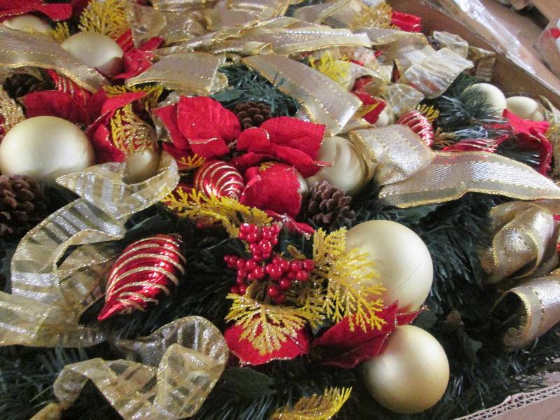 lot 207 image: Multi-Colored Pop-Up Tree open box,...
