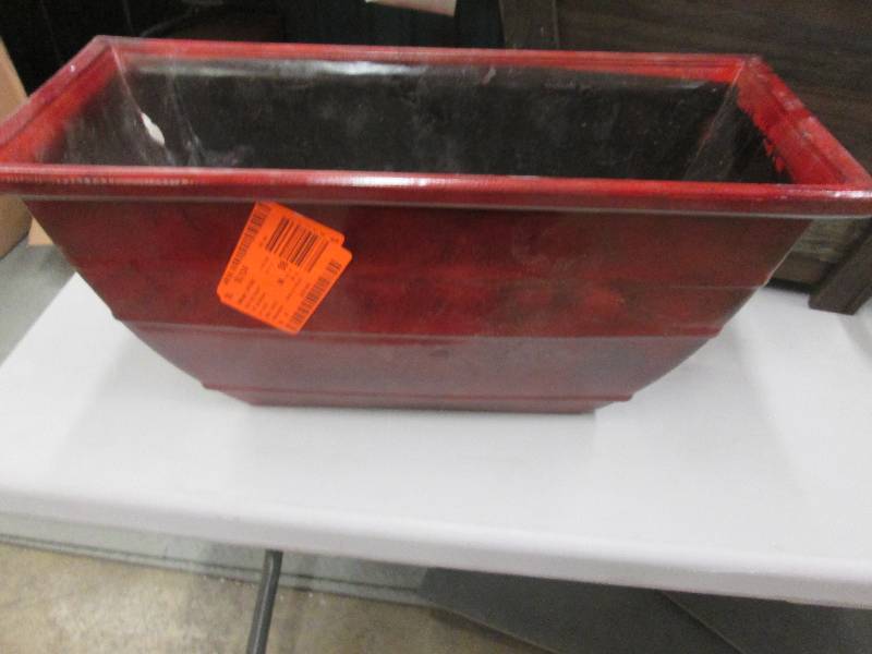 lot 51 image: Cast Iron plant stand missing 1 cas...