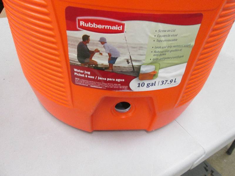 lot 55 image: Rubbermaid 10 Gal. Orange Water Coo...