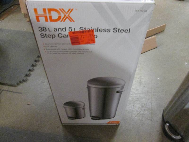 lot 20 image: HDX 38 L & 5 L Stainless Steel Step...