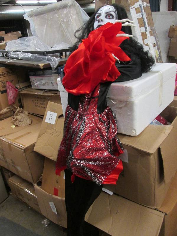 lot 227 image: Lot of 3 Halloween Statues, 2 Vampi...