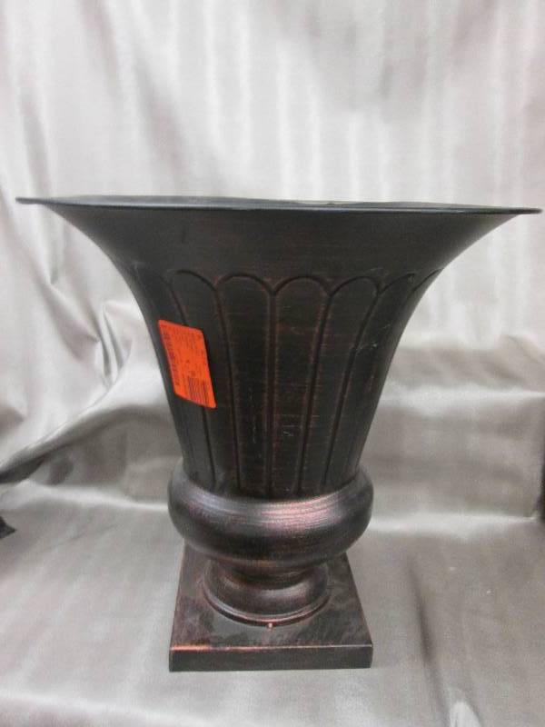 lot 49 image: 18 in. Bronze Ribbed Metal Urn dama...