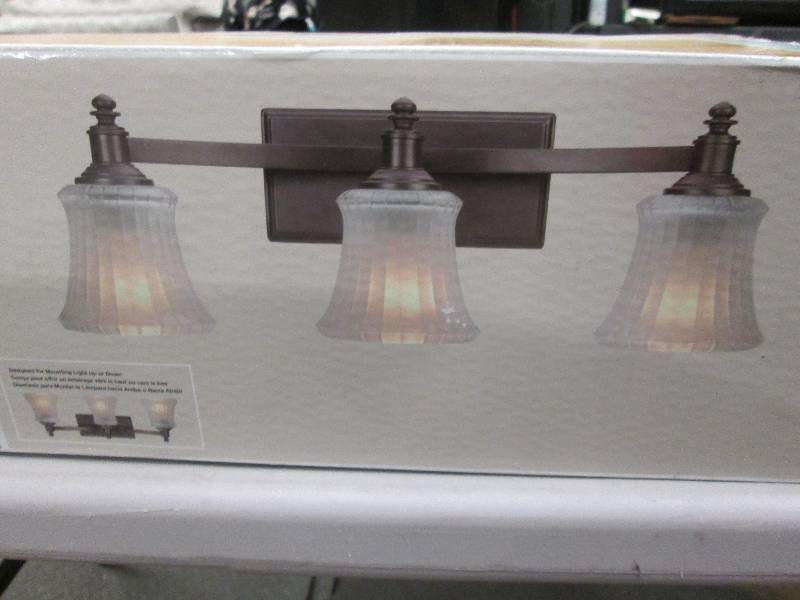 lot 87 image: Hampton Bay Kenning 3-Light Dutch B...