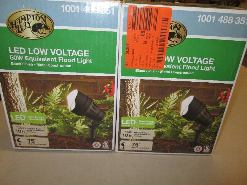 lot 119 image: Lot of 2 Hampton Bay Low-Voltage In...