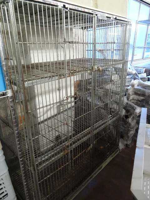 Wire lock up cabinet on wheels. 48 ...