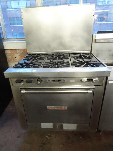 Vulcan 6 burner natural gas stove. ...