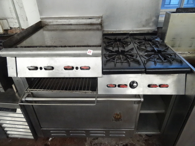 Wolf 4 burner stove. Griddle. Broil...
