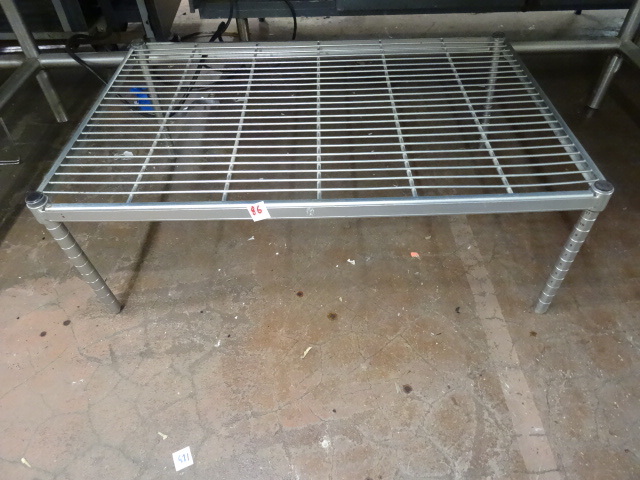Dunnage wire rack. 36 x 24 x 14...