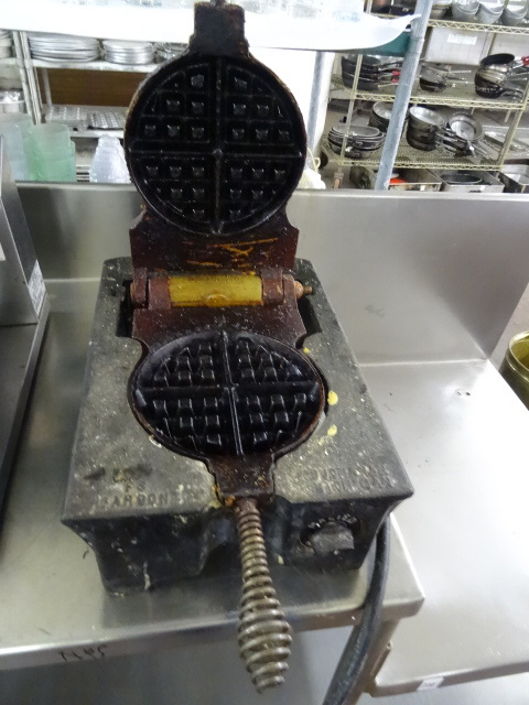 Malted waffle maker. 120 volt...