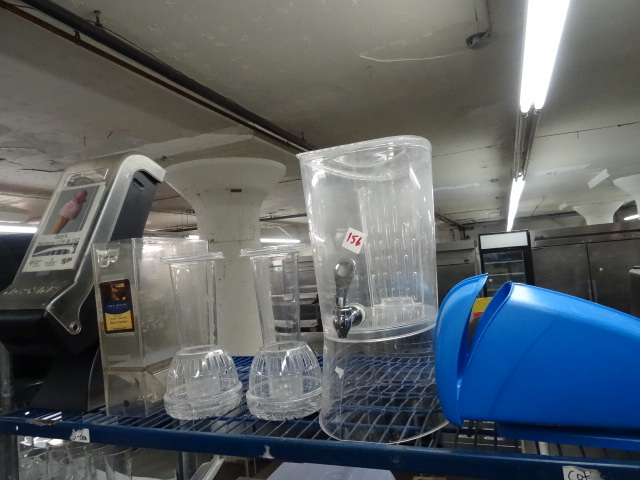 Drink dispenser. Napkin dispenser...