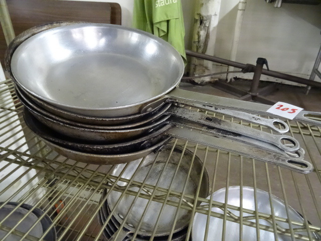 10 sautee pans...