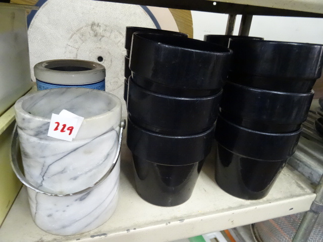 Misc containers. Aluminum flower po...