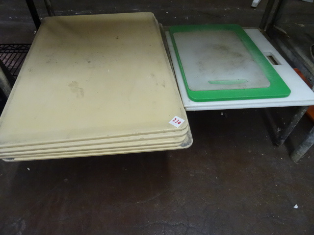 Misc cutting boards...