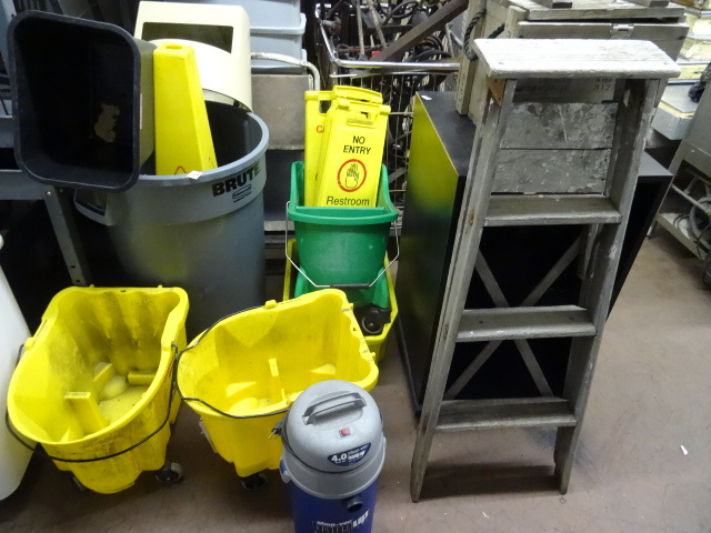 Mop buckets. Garbage cans. 2 stepla...