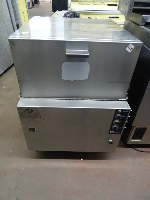 ADS model ET-AF-M bar glass washer....