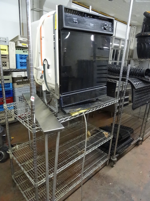 Wire shelf unit. NSF 48 x 24 x 87. ...