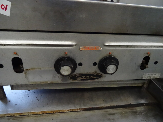 Star natural gas 4 burner broiler. ...