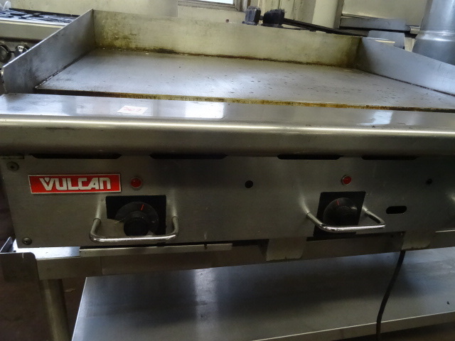 Vulcan natural gas griddle. 36 x 24...